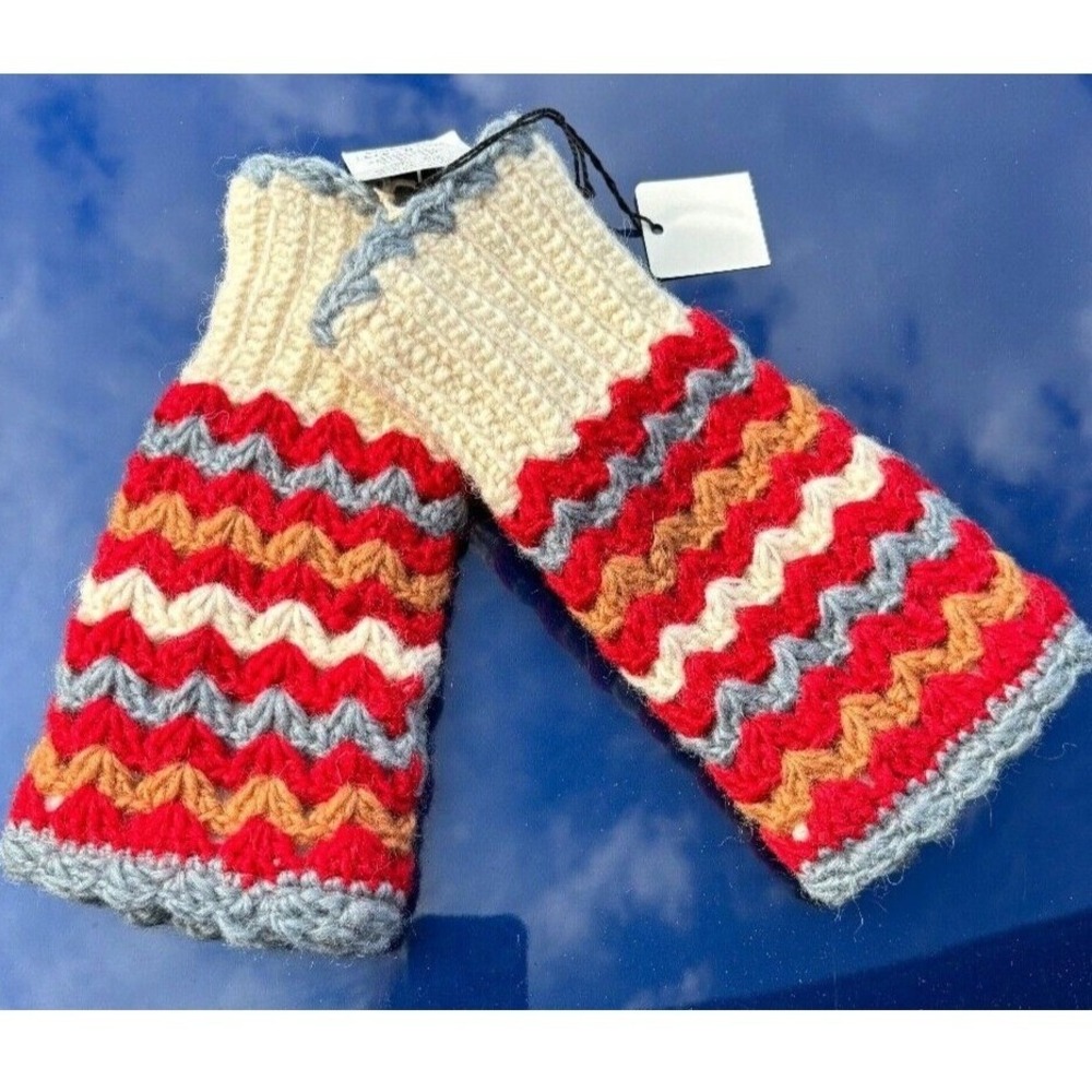 Yak & Yeti Handmade Crochet Fingerless Gloves Red‎ Cream Chevron Boho G-413 NEW